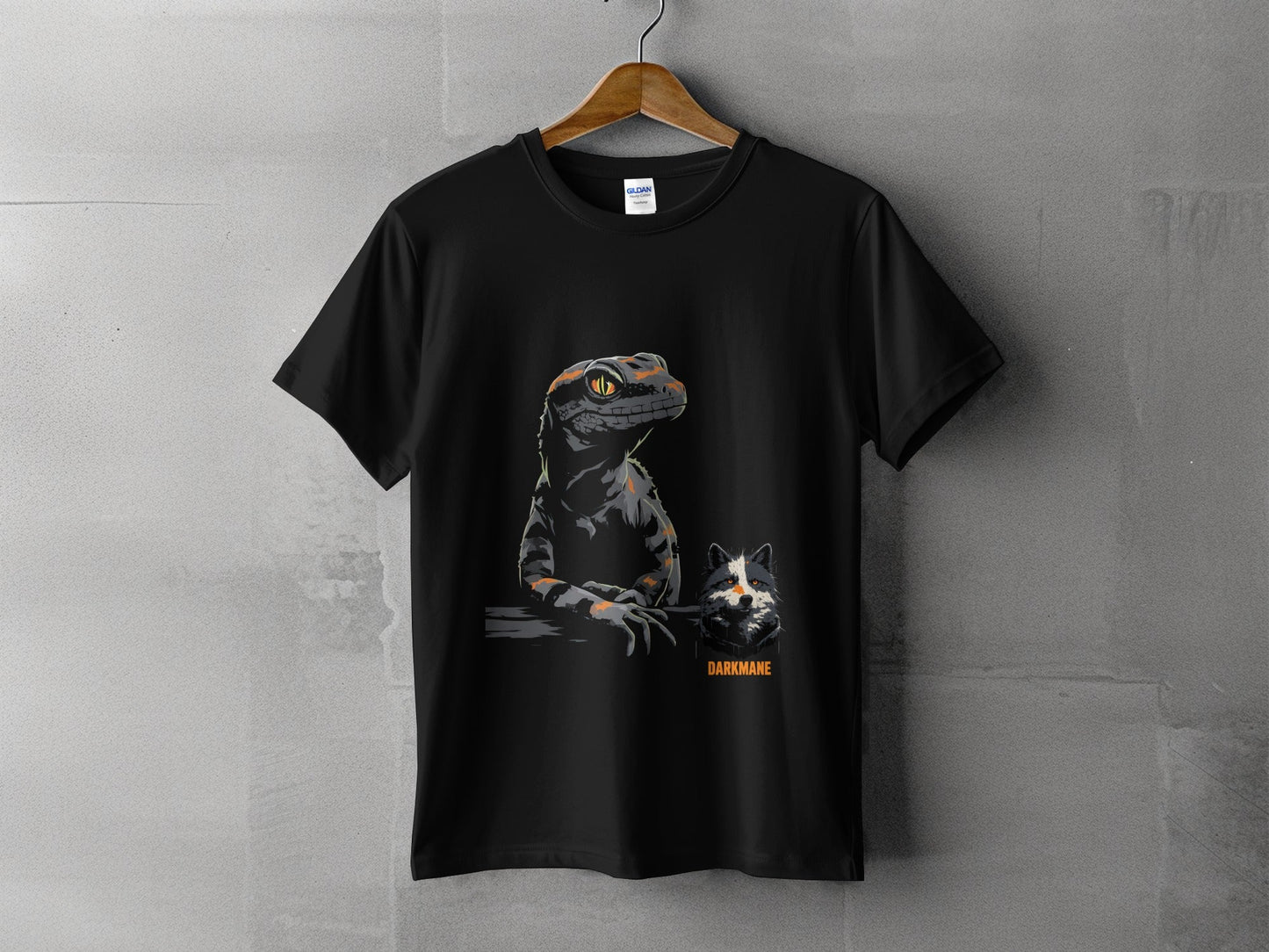 Street Art Lizard Wildlife Design Mens and Womens T-Shirt - Darkmane Black T-Shirt - RMA APPAREL - Roclla Media Apparel Store