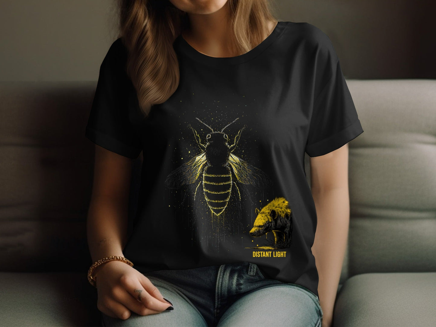RMA APPAREL Bee illustration Wildlife Graphic Unisex T-Shirt - Distant Light White T-Shirts - RMA APPAREL - Roclla Media Apparel Store