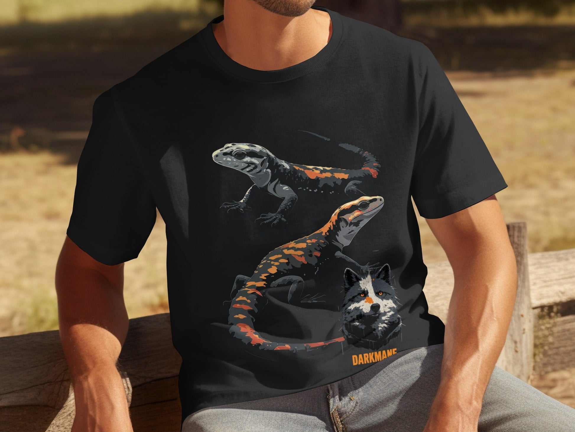 Street Art Lizard Wildlife Unisex T-Shirt Sizes S to 5XL - Darkmane Black T-Shirt - RMA APPAREL - Roclla Media Apparel Store